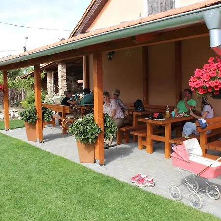Farma 3* Lednice